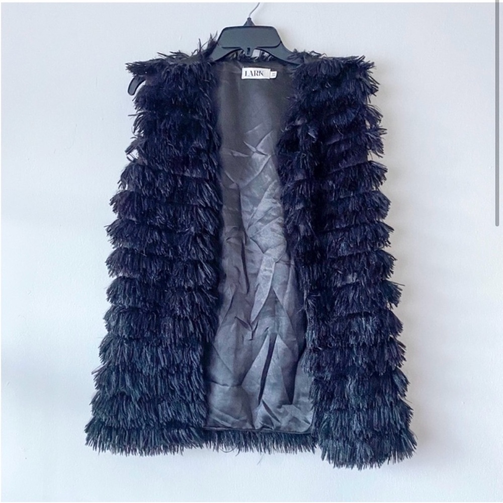 Lark Faux Fur Vest, Black, size XS